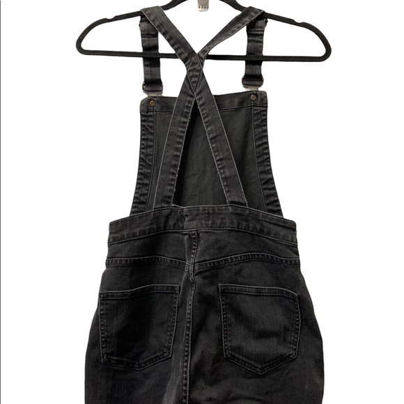 Madewell Black Cross-back Overalls in a size XS. - Picture 4 of 8